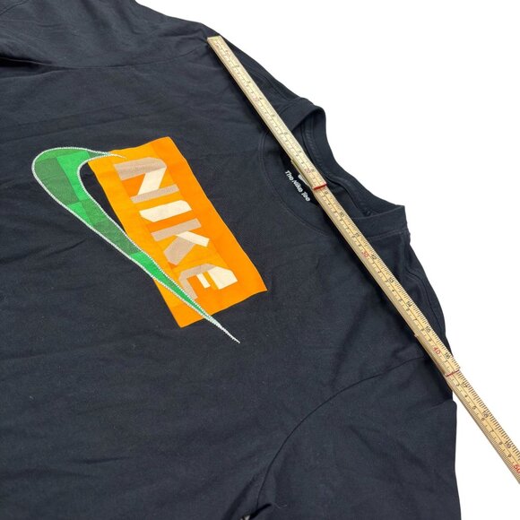 Nike M Mens Black Tee With Orange & Green Logo Design - Picture 6 of 8